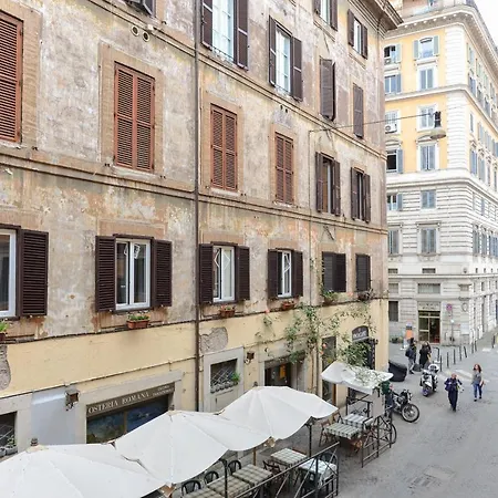 Urbana Colosseo Boutique Apartment-2